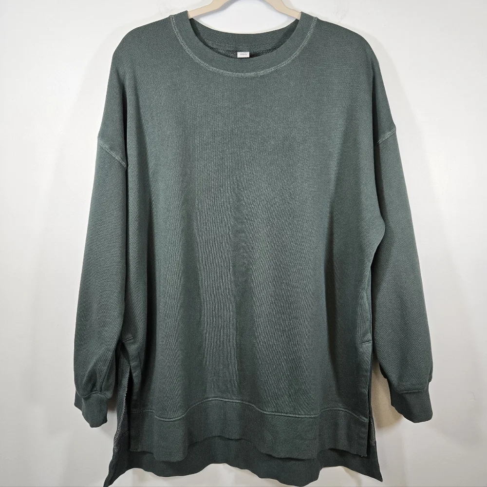 Old Navy Women’s Green Oversized Tunic Sweatshirt Size Medium Cozy Casual‎ Top